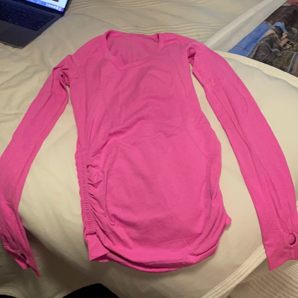 Lululemon long sleeve workout top